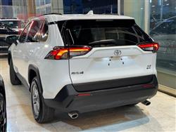 تۆیۆتا ڕاڤ 4